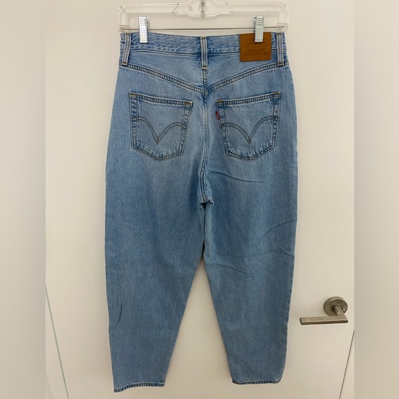 Levi’s High Loose Tapered Fit Women’s jeans Size 27 - Picture 5 of 7